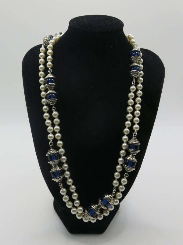 Gucci Sapphire, Silver Pearl Vintage Necklace