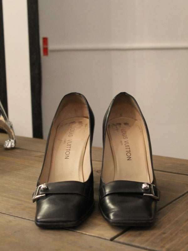Louis Vuitton Court Shoes Vintage
