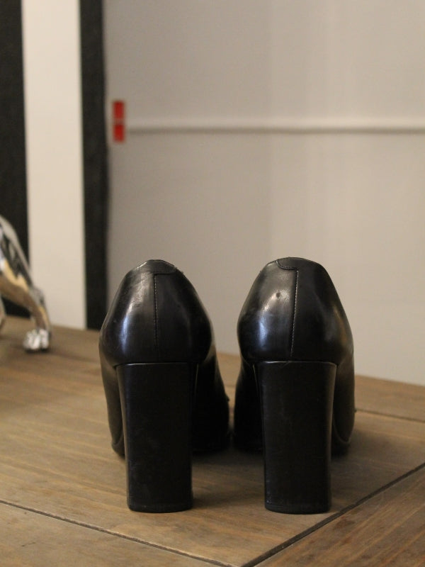 Louis Vuitton Court Shoes Vintage