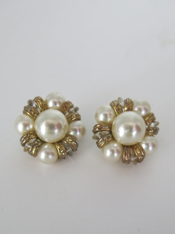 Round Pearl & Gold Clip On Earrings