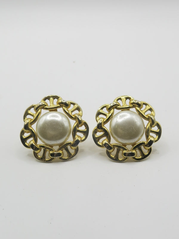 Sphinx Clip On Earrings