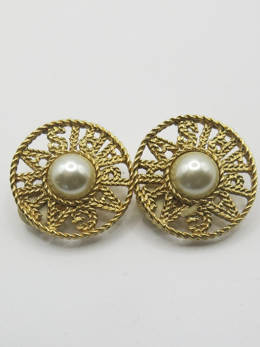 Agatha Paris Writing Clip On Earrings