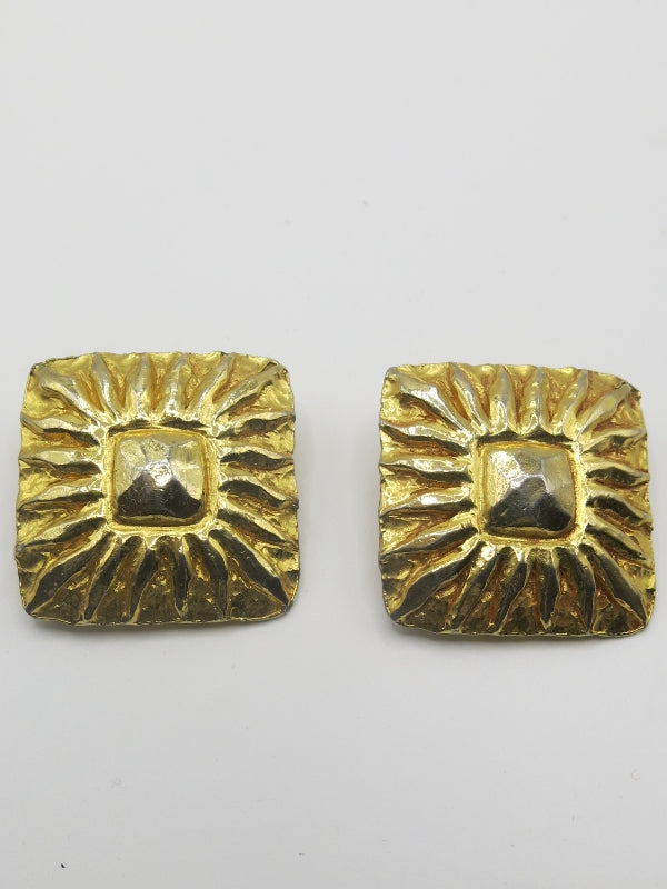 Jean Patou Clip On Earrings