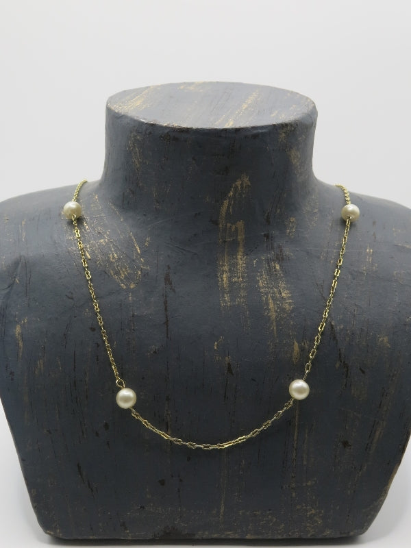 Vintage 1960s Fine Pearl Necklace