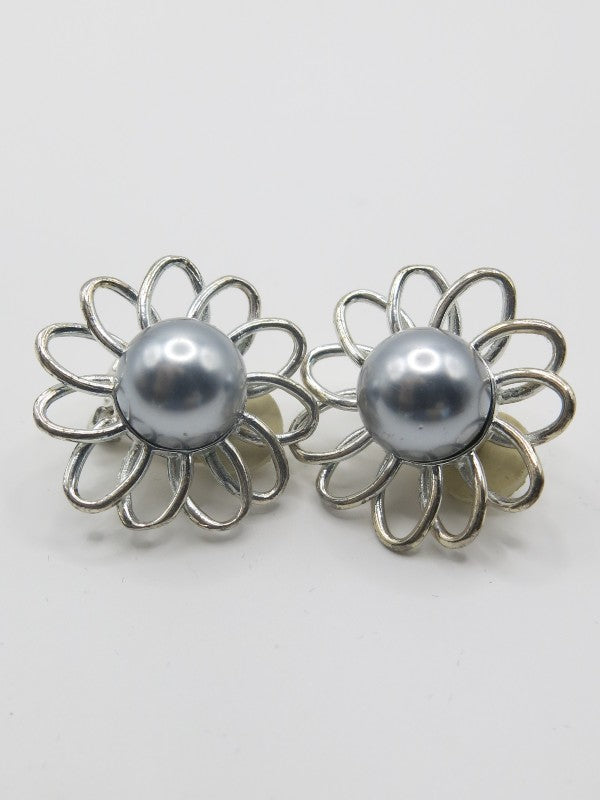 Agatha Paris Daisy Clip on Earrings