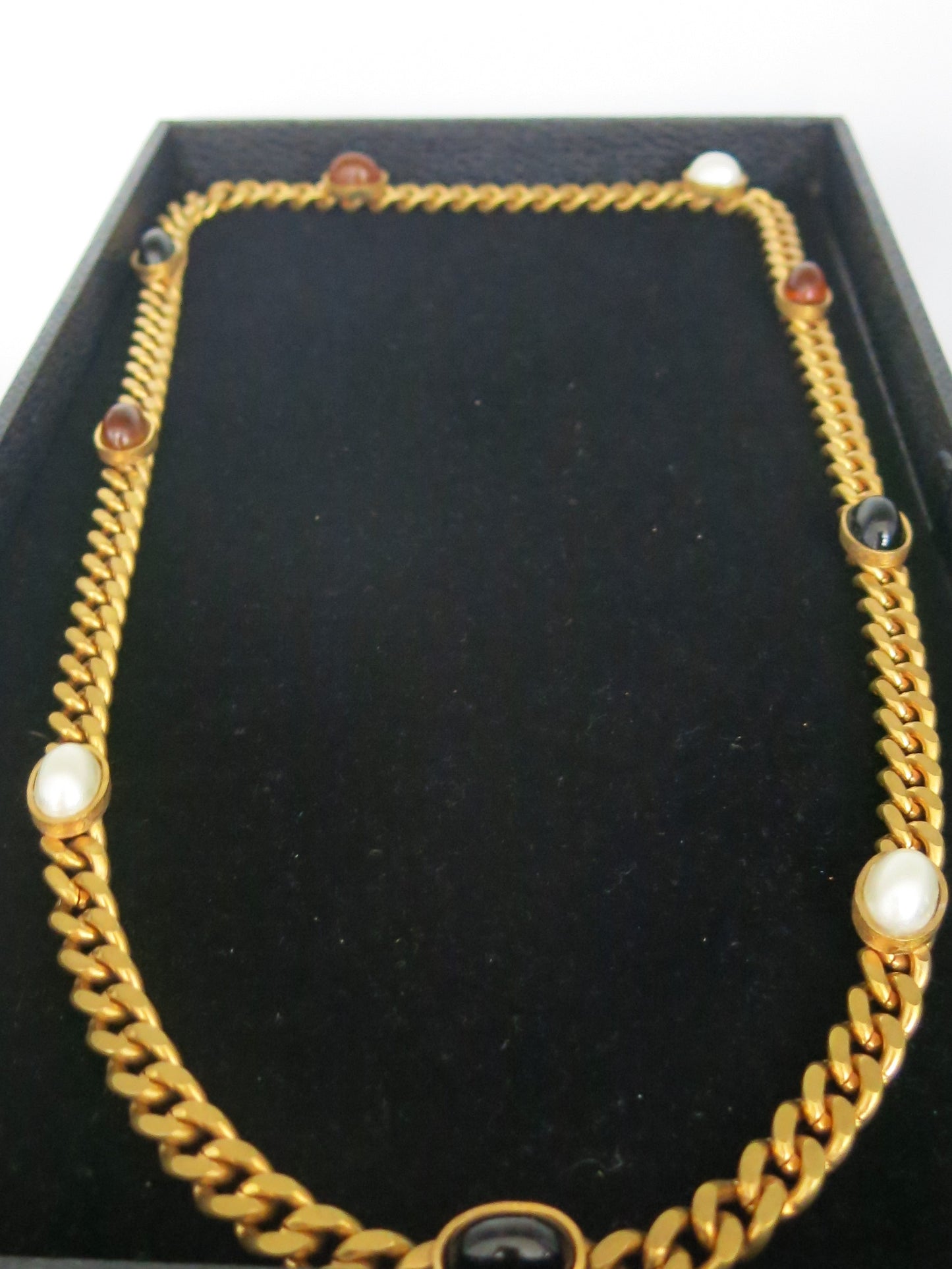 Chain Cabachon Necklace 1970s