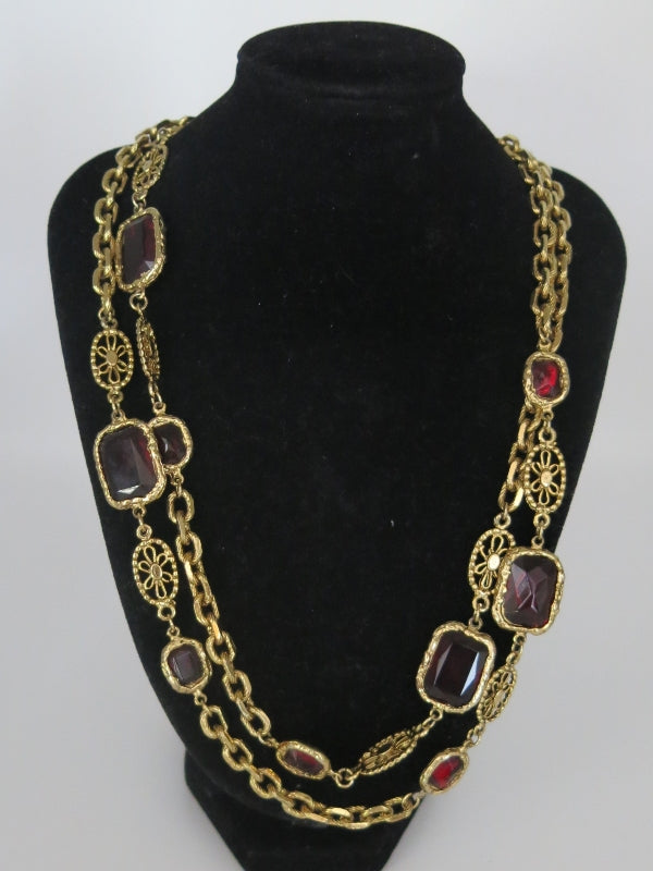 Chicklet Chain Necklace Garnet