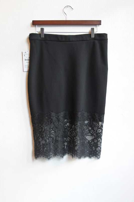 Zara Stretchy Skirt Lace Trim
