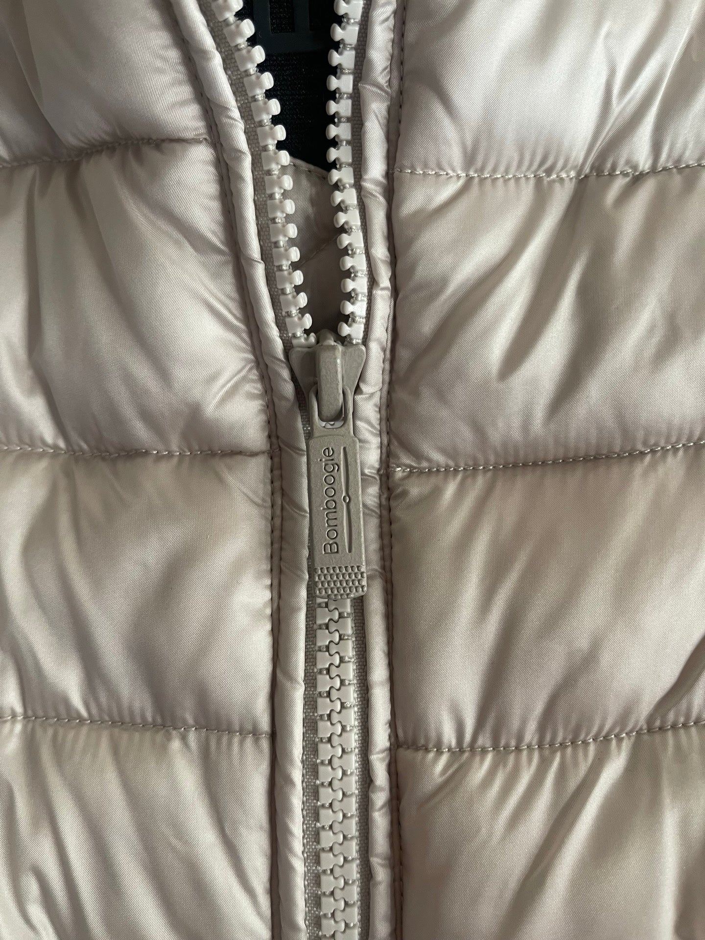 Bomboogie Cropped Gilet