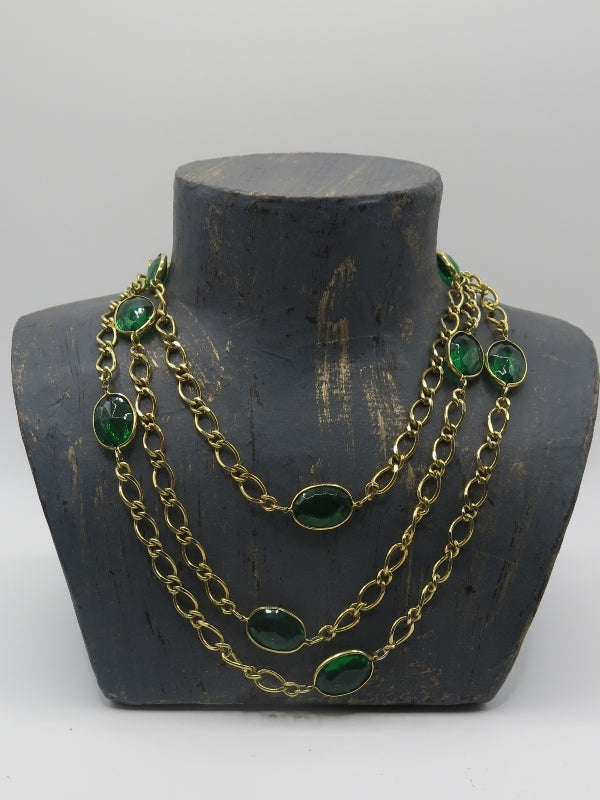 Curb Chain Endless Necklace Emerald